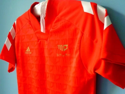T-shirt sport garçon 12 ans adidas rouge football TBE manches courtes - Photo 1/4