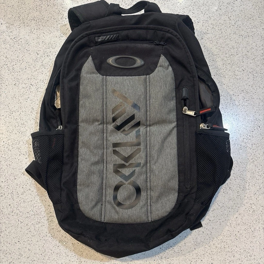 Oakley Icon Backpack for sale | eBay