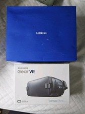 SEALED Samsung Gear VR Headset SM-R323 in GIFT BOX - Model:SM-R323NBKAXAR