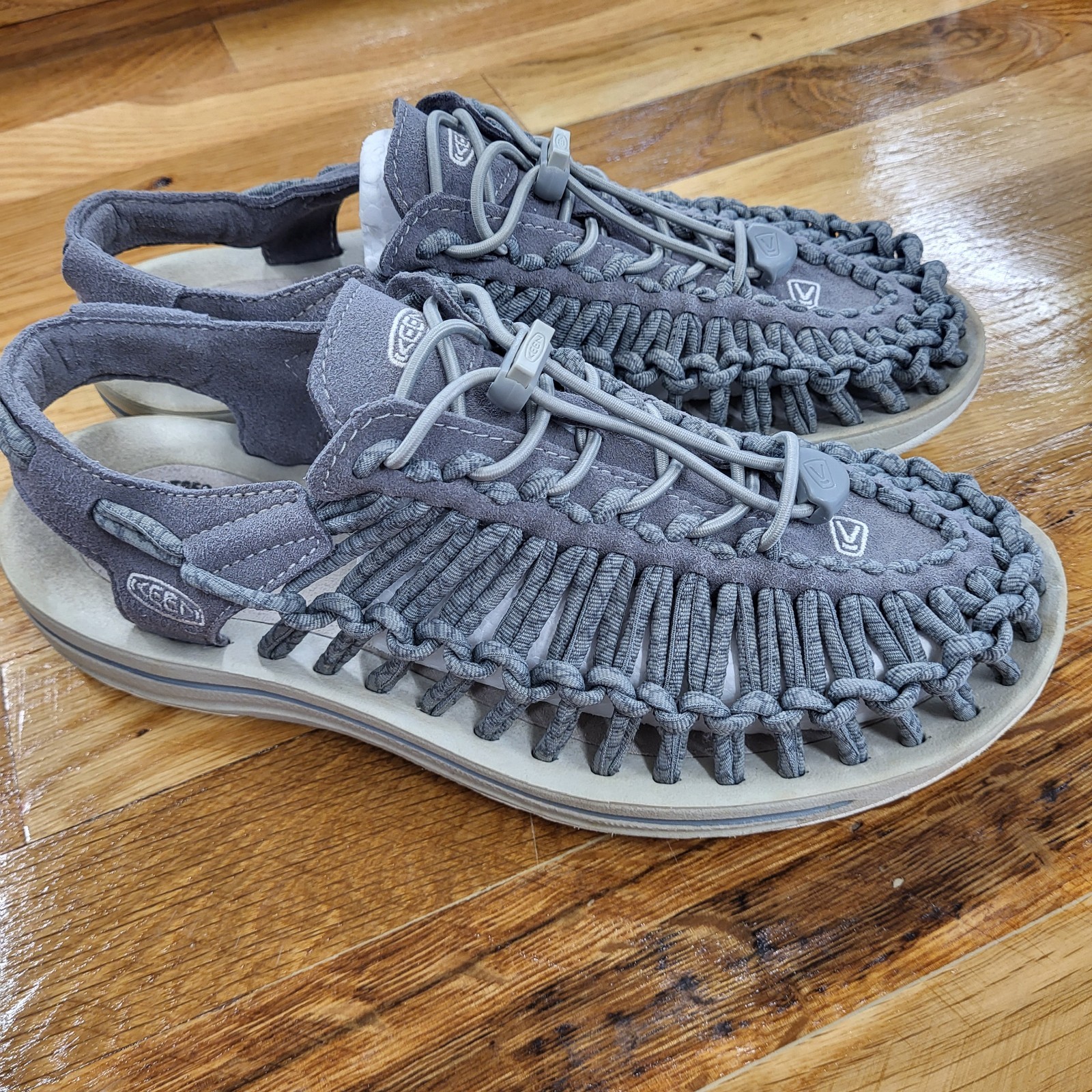 Sandali Keen Uneek Pescatore Bungie Elasticizzati Donna Taglia 8 5 Uomo 7 Plaza Taupe