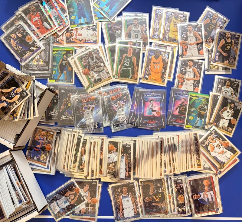 2025-26 Topps Chrome NBA HUGE LOT Approx 800 Cards! Stars, Refractors, Parallels