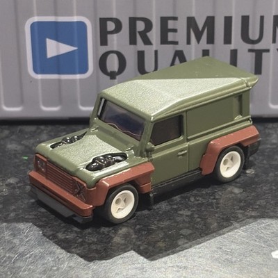 Hot Wheels Land Rover Defender (Drift Ender) Custom mit echten Fahrern