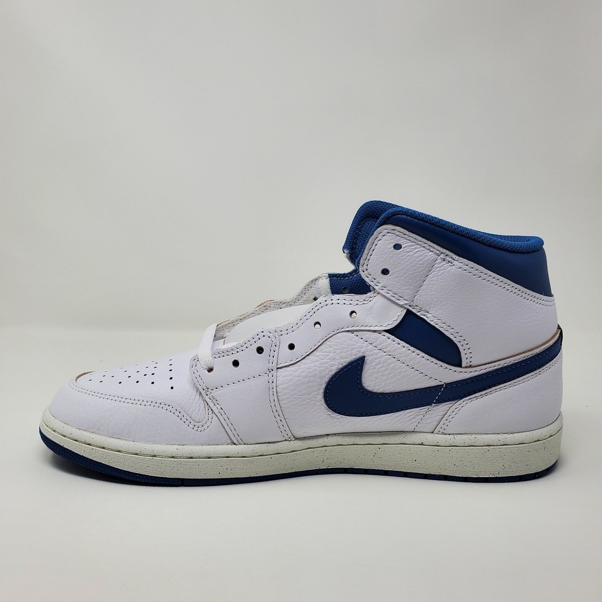 Nike Air Jordan 1 Mid SE White Industrial Blue White FN5215 