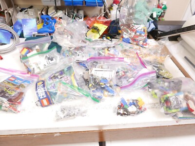 HUGE LEGO 7LB 6oz Pound Box Of Bulk Mixed Lego Lot