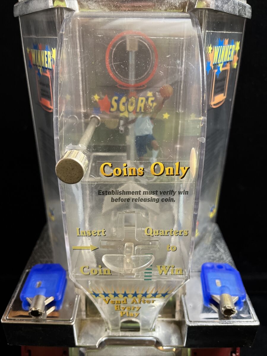 25 Cent Candy Machine Game with 2 Key Play and Score Basketball