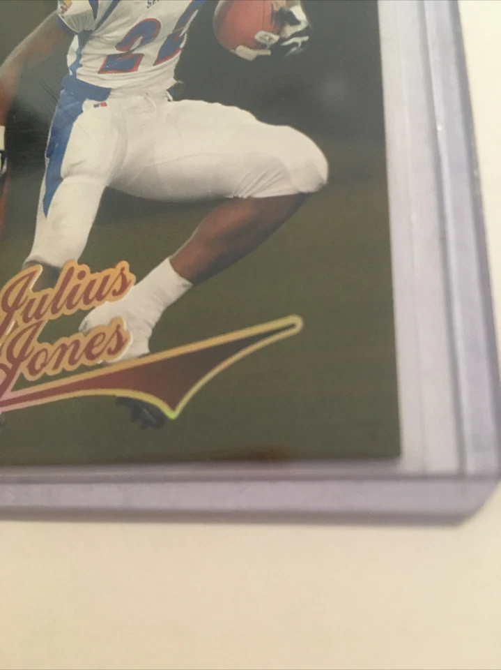 2004 Fleer Ultra Gold Medallion Die-Cut Julius Jones #232 Rookie Card RC - Image 3 of 4