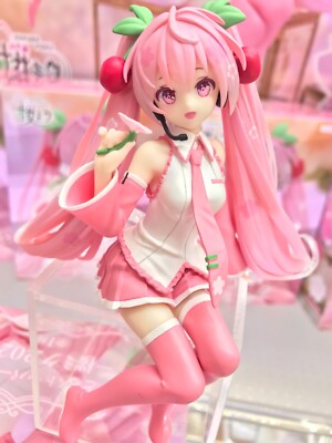 FuRyu Prize Hatsune Miku Noodle Stopper Figure Sakura Miku 2024