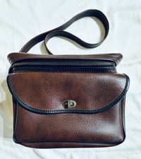 Camera Bag Shoulder Strap Bag Adjustable Faux Leather Vintage Pockets Zip Shut