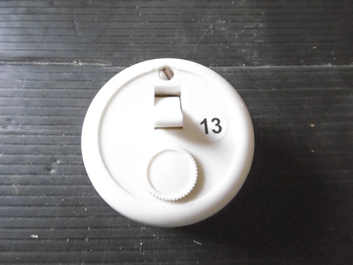 Symbole Interrupteur Va Et Vient INTERRUPTEUR VA ET VIENT AVEC FUSIBLE (TESTÉ) LEGRAND ROND PLASTIQUE COURSIVE | eBay