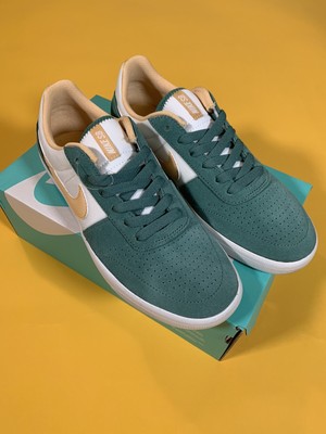 nike sb team classic green