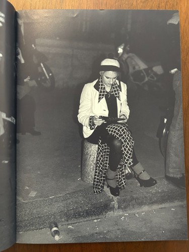 STREET No.48 July 1993 Jean-Paul-Gaultier Fashion Show Street Fashion Magazine - Picture 4 of 7
