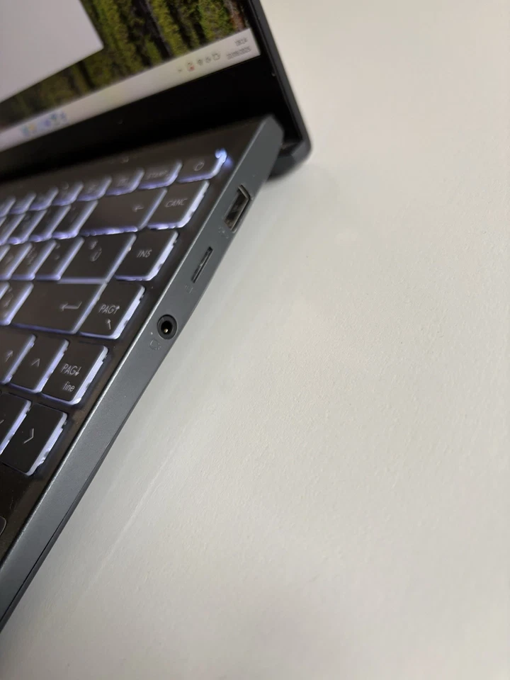 Msi Prestige 14 Evo I7-1185G7 3GHz. 16 Gb ram. 500 GB Hd - Immagine 4 di 4