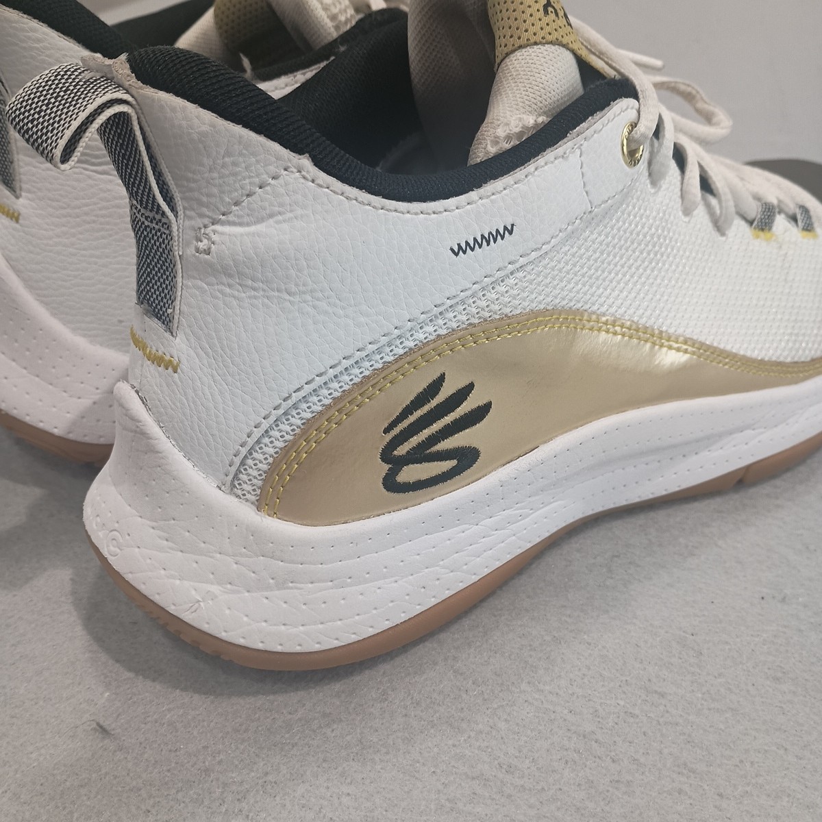 Under Armour Curry 3Z5 Basketball Shoes Size 110 Stephen Curry