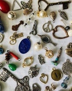 Mystery Charm Scoop 15g Of Vintage To Modern