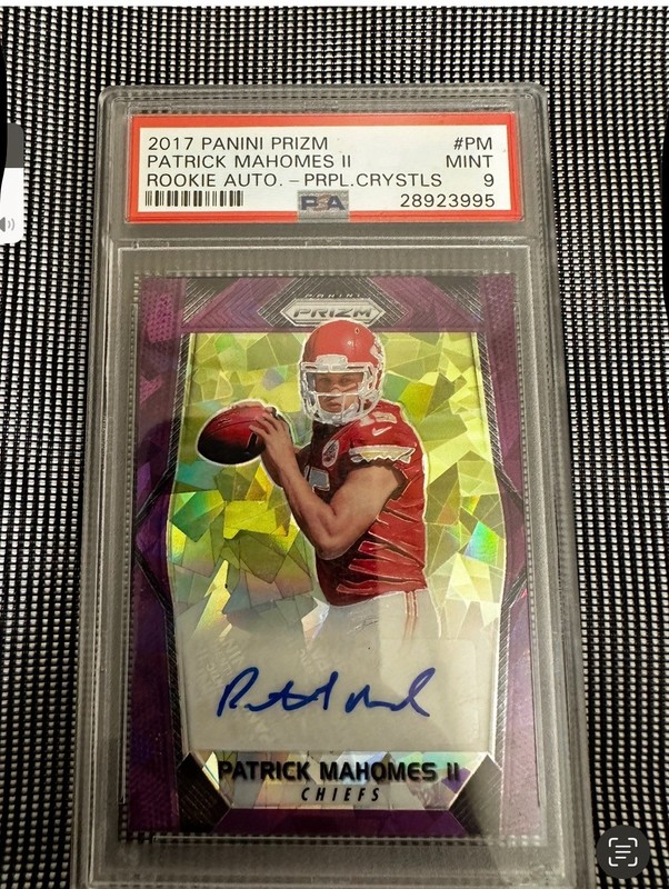 2017 PATRICK MAHOMES II RC ROOKIE PANINI PRIZM PM PURPLE CRYSTALS /75 AUTO PSA 9