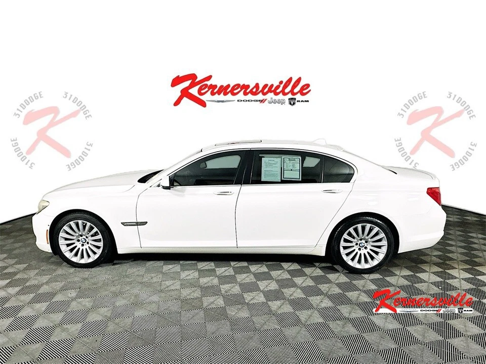 2012 BMW 7-Series 750Li RWD 4dr Sedan Navigation Leather Upholstry Moonroof Foto 4 de 4