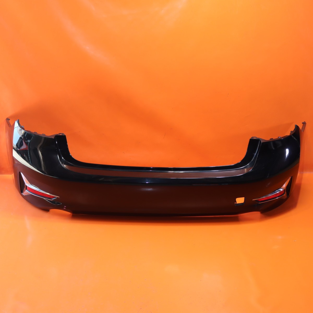 BMW 330 REAR BUMPER 2019 2020 2021 2022 51128493933 NON SENSOR BASE 3 SERIES OEM
