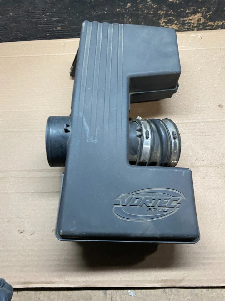 Chevrolet Colorado 2007 a 2012 filtro de aire caja de limpieza OEM U7787 DG Foto 4 de 4