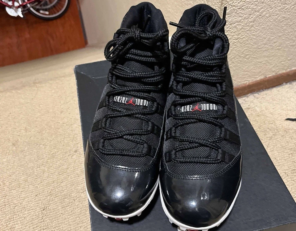 Chuteiras de futebol Nike Air Jordan 11 retrô TD criadas pretas AO1561-010 masculinas tamanho 8 - Imagem 3 de 4