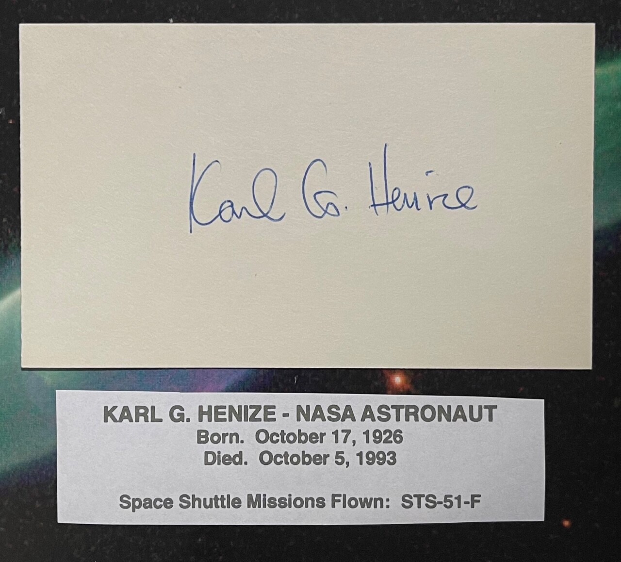 KARL HENIZE STS-51F HAND SIGNED AUTOGRAPHED INDEX CARD SCCS