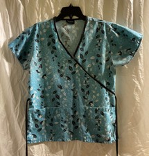Absolute Green Floral Print Size Small Scrub Top