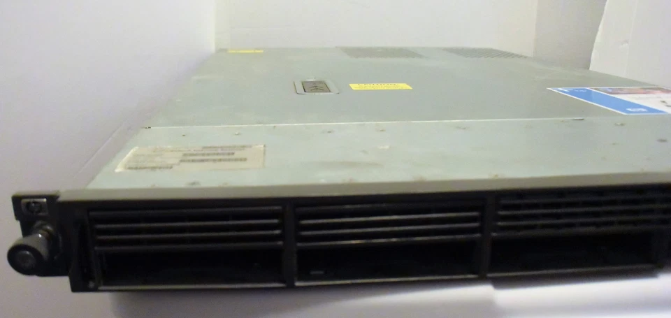 HP Proliant DL360 G5 HSTNS-2115 Rack Server - UNTESTED AS IS - Image 2 of 4