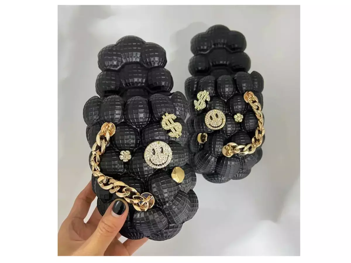 chanel logo croc charms