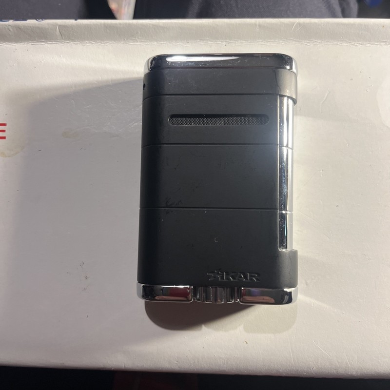 XIKAR Allume Triple Jet Tabletop Lighter - Black - New In Box