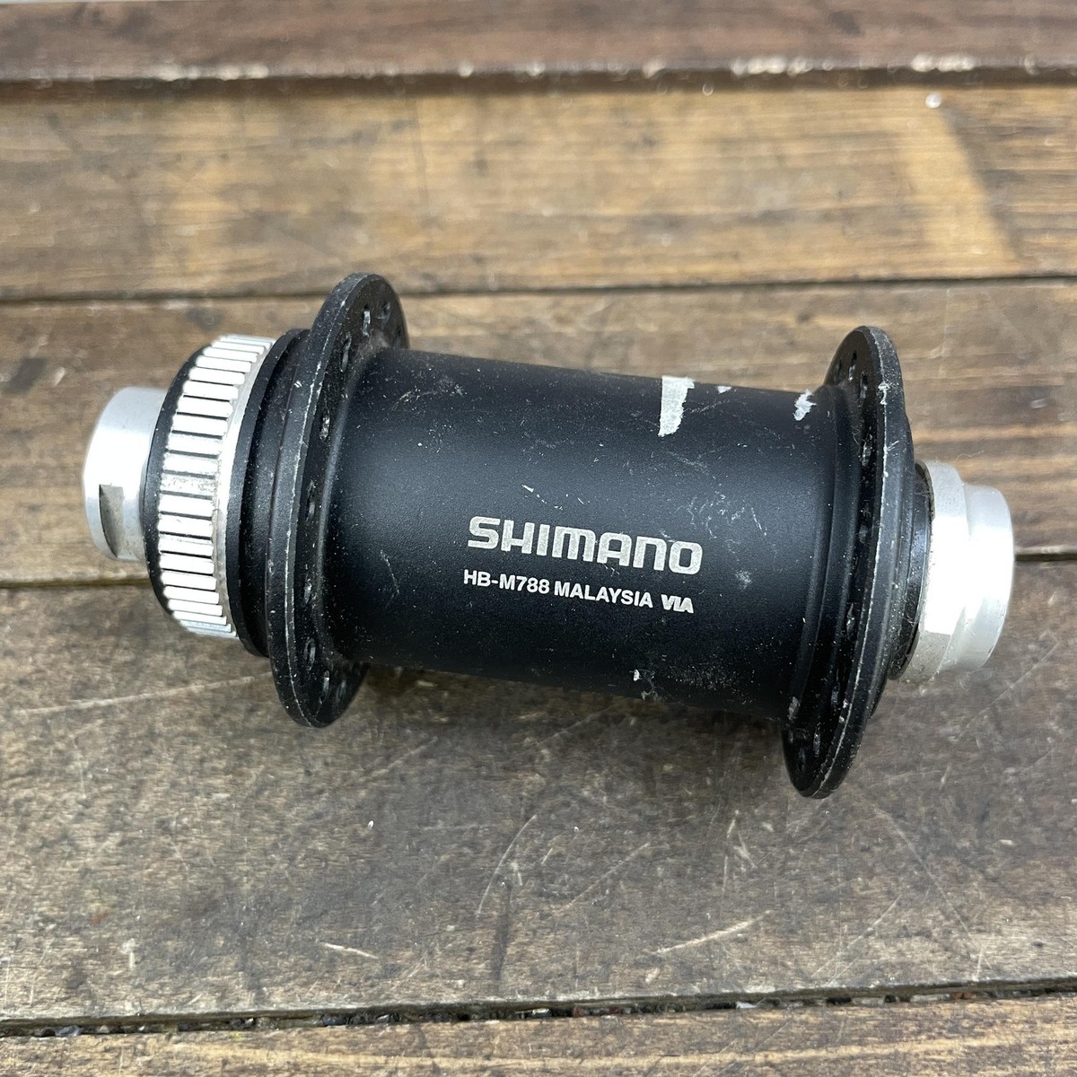 Shimano Deore XT HB-M788 Front Hub 32H 15x100mm Center Lock Disc