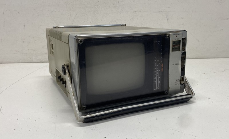 Montgomery Ward TV Receiver JSA-11165B