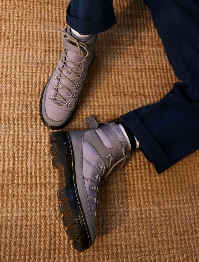 New Unisex Dr Martens Combs Tech Padded Quilted Casual Boots