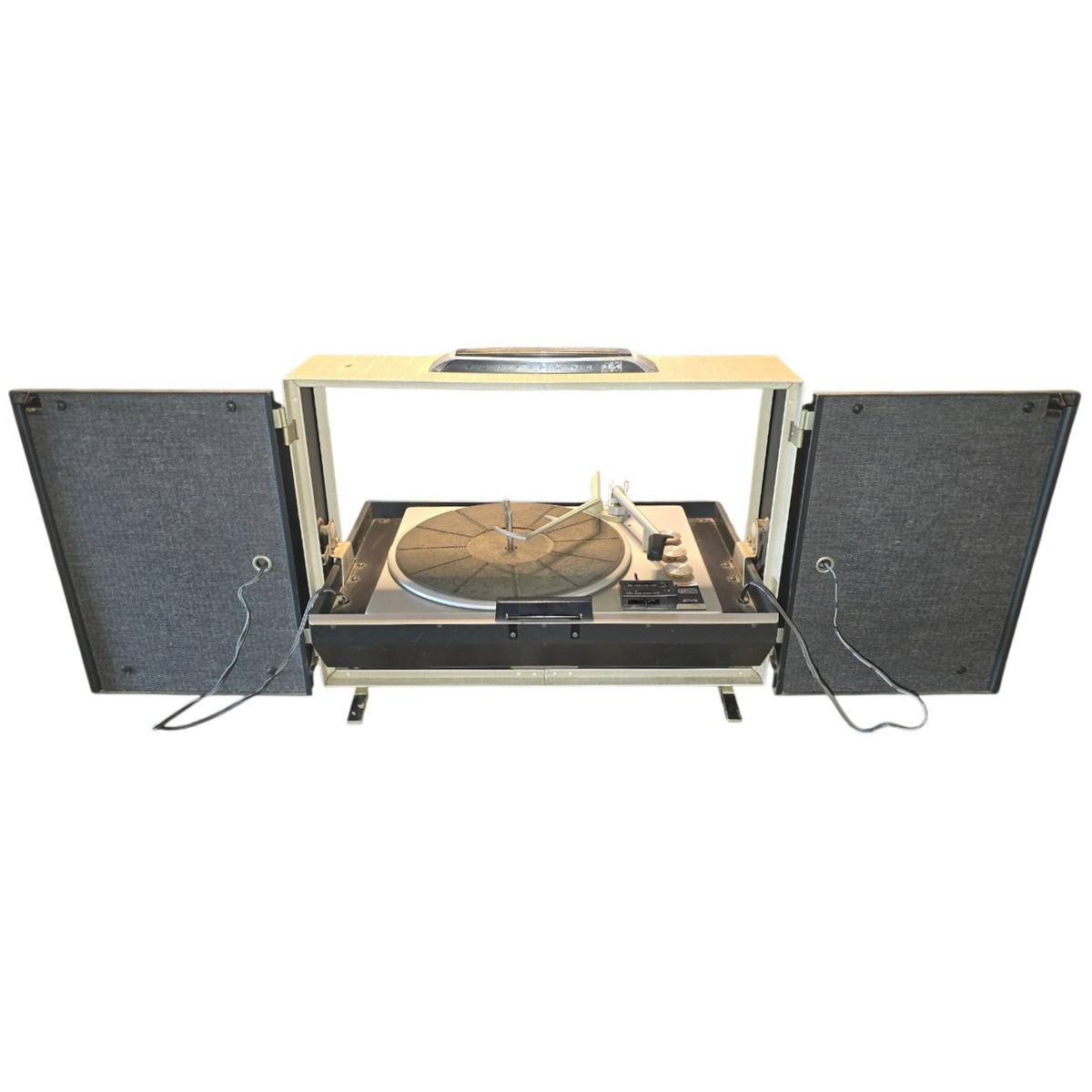 Vintage 1966 RCA Victor Daredevil Portable Record Player VHP-33J