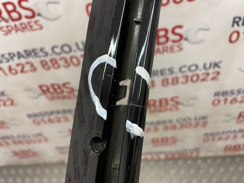 BENTLEY BENTAYGA FRONT GRILL FRAME SURROUND 2016-2019 P/N 36A853667 - Picture 4 of 9