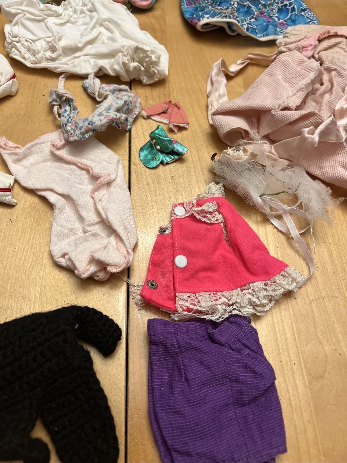 Vintage Doll Clothes 25 Pieces Lot Dress Pants Coats Skirts Rompers Gotz Scovill