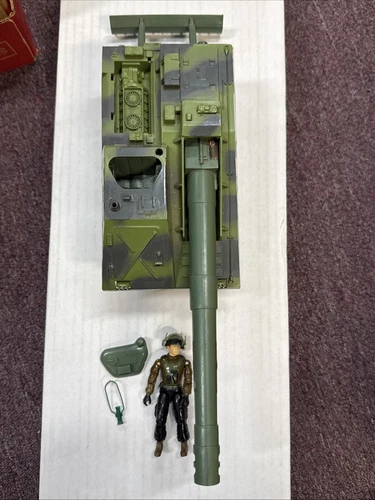 Vintage GI Joe 1984 SLUGGER SELF-PROPELLED CANNON with driver Thunder