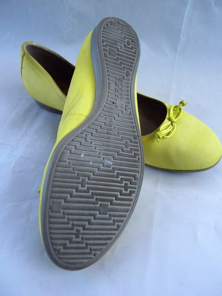 Ecco sales touch yellow