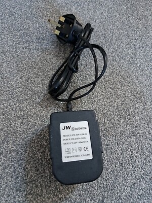 180 klare Schnee Eiszapfen Lichter Adapter 24V Ladegerät Netzteil Europlug C062  