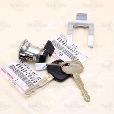 New Genuine OEM Toyota 2000-03 TUNDRA Fuel Door Lock Cylinder w/ Keys & Clip Set