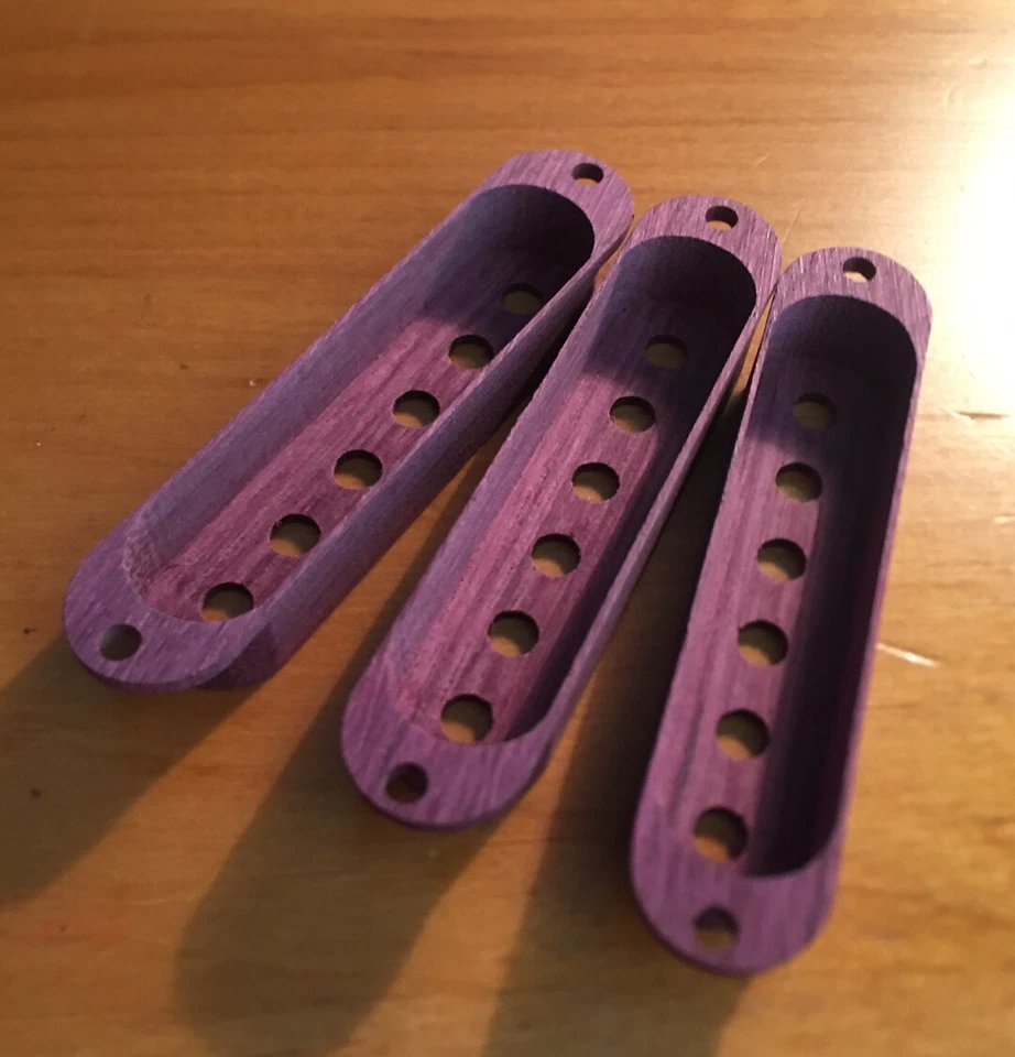 Guilford Purpleheheart Stratocaster Strat Pickup Covers Set-3 Bloco Moído EUA - Imagem 2 de 2