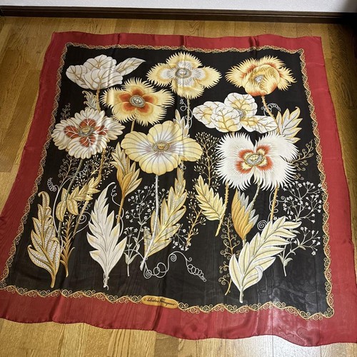 Salvatore Ferragamo GRANDE sciarpa fiore 130cmx130cm vintage come nuova - Foto 13 di 24