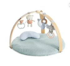 Ingenuity Cozy Spot Reversible Duvet Activity Gym with Wooden Toy Bar