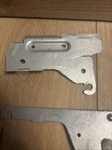 Maytag MDBH945AWB Dishwasher Door Hinge Bracket Set w/ Screws – OEM Metal - Picture 14 of 18
