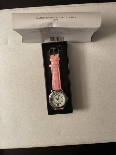 AVON Watch Classic Round Face Pastel Pink Strap NEW May Need Battery - Picture 3 of 5