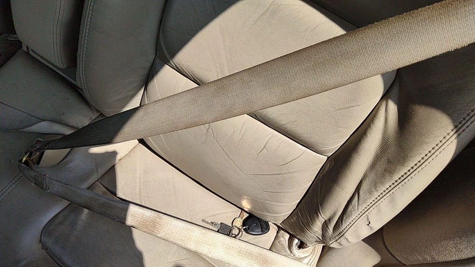 Cadillac Deville 1999 conductor cinturón de seguridad delantero izquierdo retractor hombro 152 neutro Foto 4 de 4