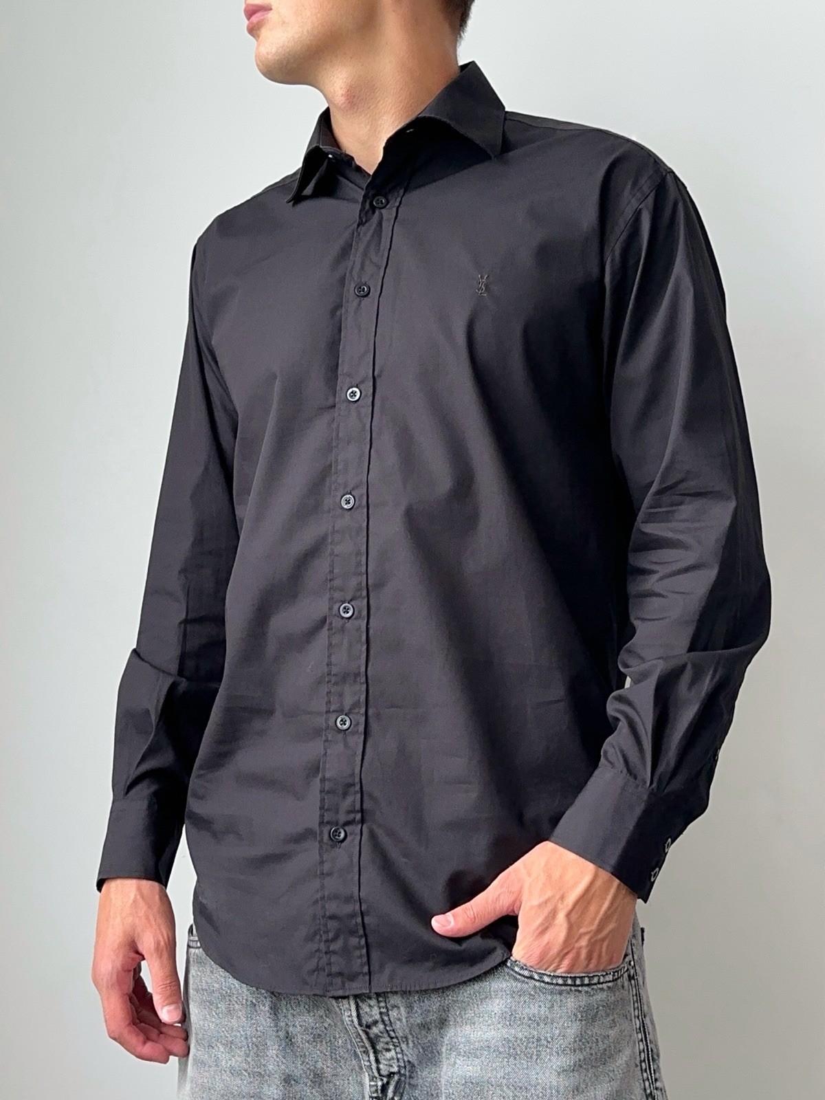 Camicia casual vintage Yves Saint Laurent logo YSL nera con bottoni lusso taglia L