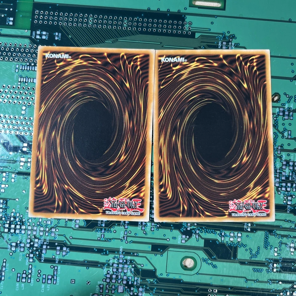 Dark Bribe - SR05-EN036 - Common 1st Edition Wave of Light Yugioh Card 2 - Image 4 of 4