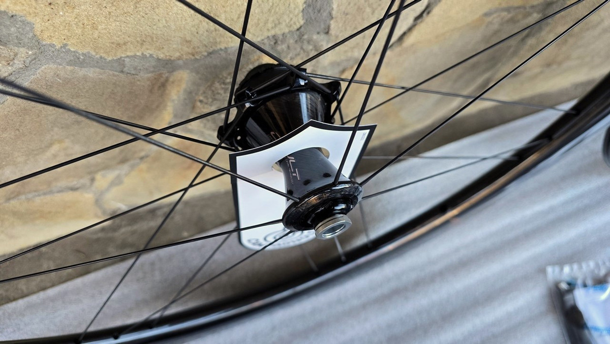 Campagnolo Bora Ultra WTO 45 C23 CULT Ceramic Disc Wheelset Campagnolo Bora Ultra WTO 45 C23 CULT Ceramic Disc Wheelset