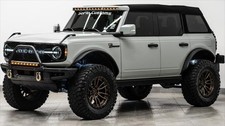 2022 Ford Bronco CUSTOM