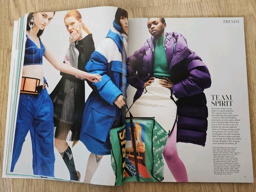 VOGUE Magazine UK Issue January 2018 TAYLOR SWIFT Cover & Photo Spread TOM FORD - Picture 5 of 24