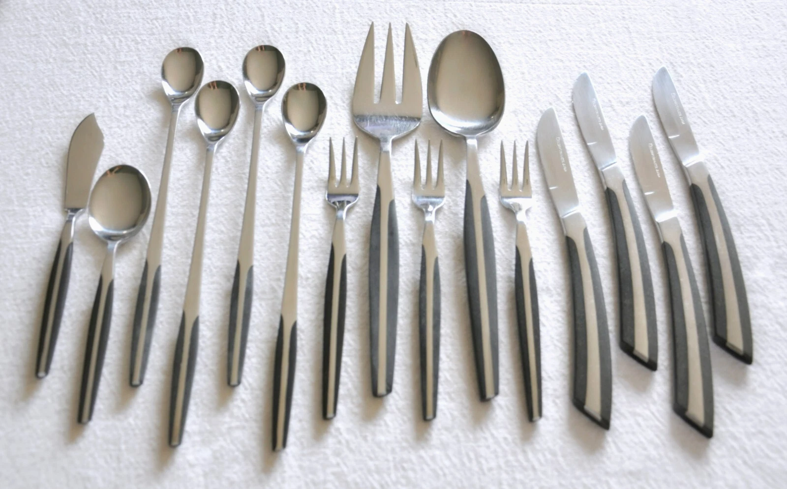 Eldan ELD2 Black Butter Steak Knife Meat Fork Serving Spoon Iced Tea Cosmos Lot